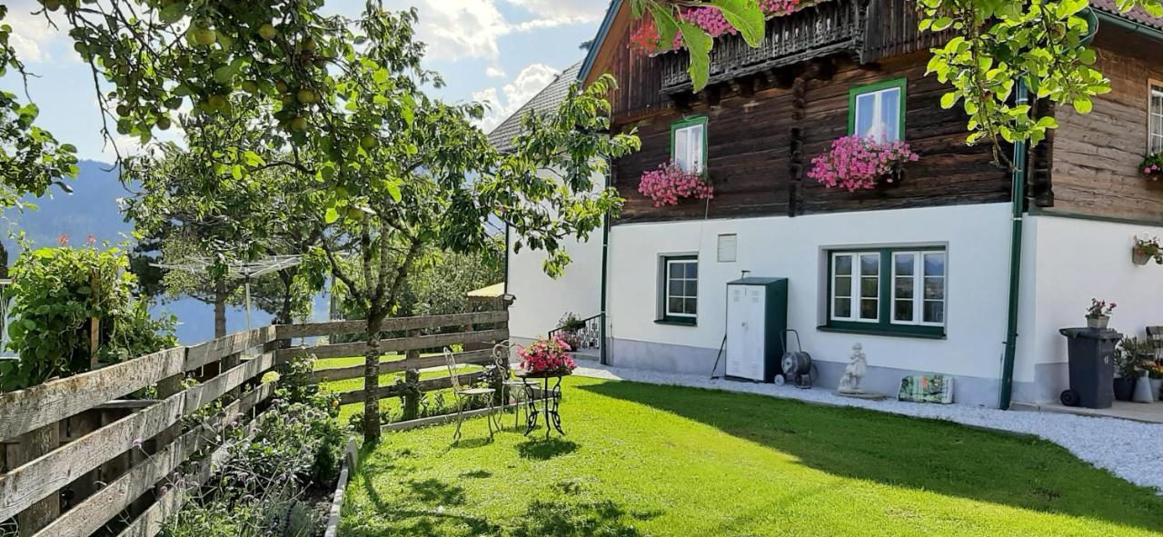 Fruhstuckspension Bischof I D Wiesen Sankt Peter am Kammersberg Exteriör bild